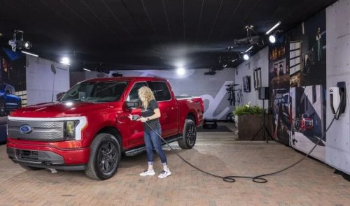 Yes, You Can Swap an F-150 Lightning Battery. Here's the Catch