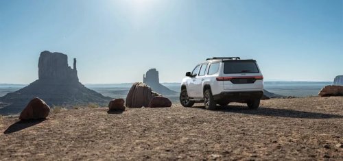 Jeep Recalls Over 970,000 SUVs After Roof Crossbars Become a Road Hazard