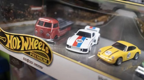 Pontiac, The Hot Wheels Pontiac Aztek Has A Breaking Bad Easter Egg Hidden In The Trunk