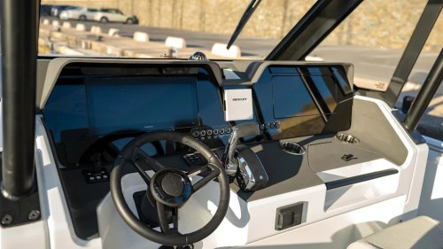 Boat Test: 2026 Wellcraft 28 T-Top