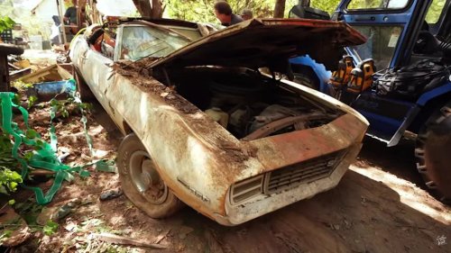 Dennis Collins Discovers 1969 Camaro Z11 Pace Car That's Been Hidden Under A Barn For 50 Years