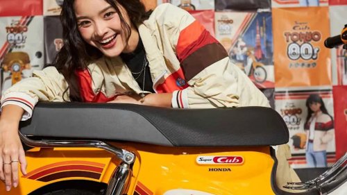 Give Me This Adorable Honda Super Cub Tokyo Limited '80s Edition Right Now