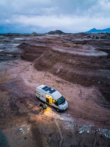 Long-Distance Overlanding Off-Grid Power: How One 320Ah Mini Battery Supports Multi-Day Off-Road Camping