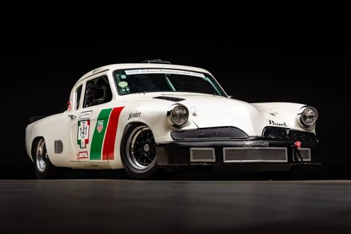 This Studebaker Is Basically a Street-Legal NASCAR that Competed in Mexico's Most Grueling Race