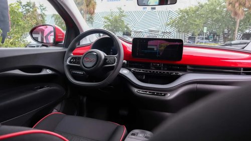 What's It Like To Live With A (Mostly) Free Fiat 500e For Two Years? These YouTubers Found Out