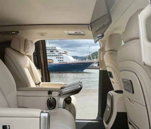 Every Family Car Should Be as Posh as the Mercedes-Benz VLE Luxury Electric Minivan