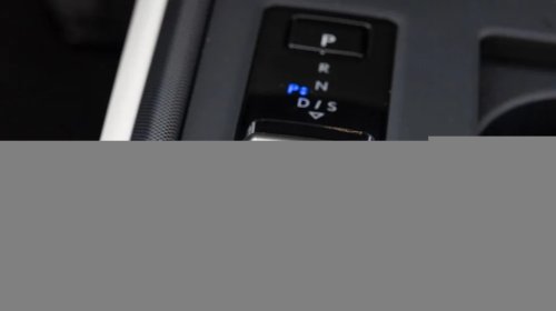 Tested: The Lexus ES 350h Hybrid Wonders What the Big Hurry Is