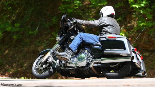 Pirelli Diablo Powercruiser Tire Review