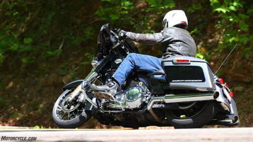Pirelli Diablo Powercruiser Tire Review