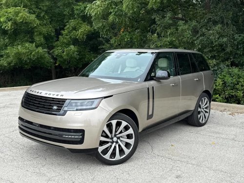 I Drove the Range Rover SE. It's a Like a Mountain Goat Dressed in Loro Piana