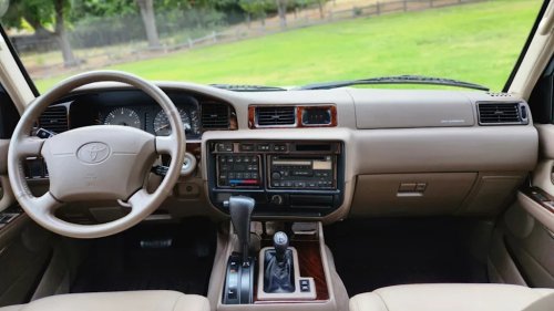 Toyota, Toyota Land Cruiser, This 80-Series Toyota Land Cruiser Is Going to Sell for Big Bucks at Monterey Car Week