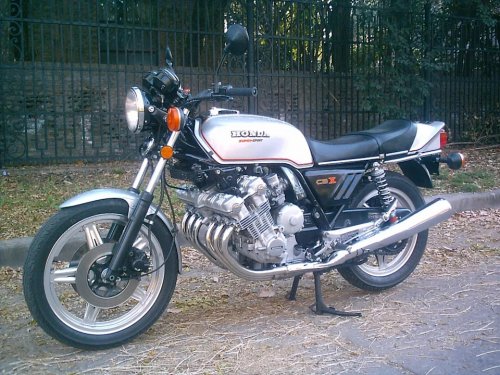 7 Legendary 70s Motorcycles Banned by Modern Rules