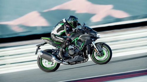 New, Less-Powerful Kawasaki Ninja H2 Coming for 2027
