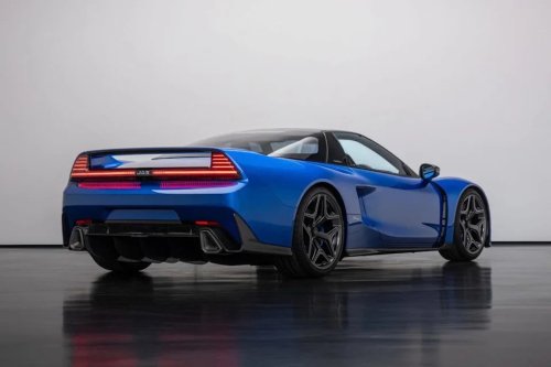 Honda NSX Restomod Packs 425 HP and a Six-Speed Manual