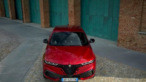 Alfa Romeo, Can Alfa Romeo Compete With German Luxury Brands In The United States?