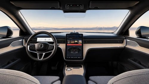 Volvo’s Newest EVs Can Warn Each Other About Deer, Cyclists, and Crashes Ahead