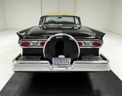 Ford, This Award-Winning 1958 Ford Fairlane 500 Skyliner Still Feels Like The Future