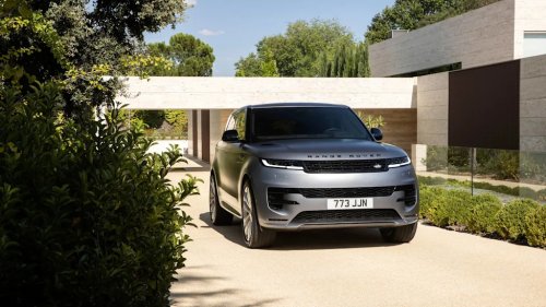 Is the 2026 Land Rover Range Rover P400 SE Worth Almost $130K? I'm Not Quite Convinced. Here's Why.
