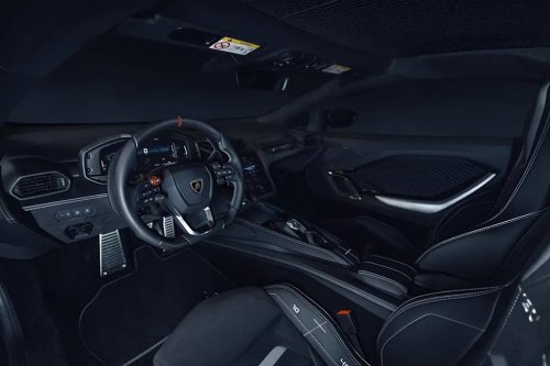Lamborghini, SuperCar, Lamborghini’s 907-HP Baby Supercar Gets Two Exclusive New Looks