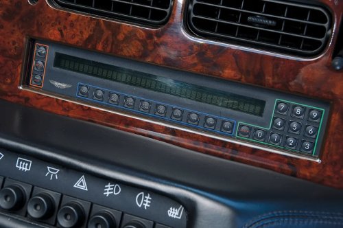 Awesome Aston Martin Virage 6.3 driven