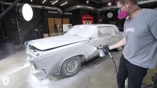 Chrysler, This 1964 Chrysler Imperial Barn Find Gets Its First Wash In Over A Decade