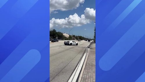 Corvette C8 Spins Out of Control After Leaving a Cars & Coffee Event