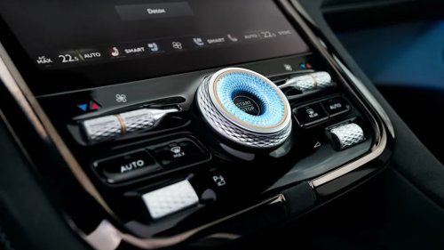 The electric Bentley Torcal has a soundtrack performed by real musicians playing drums, viola and guitar