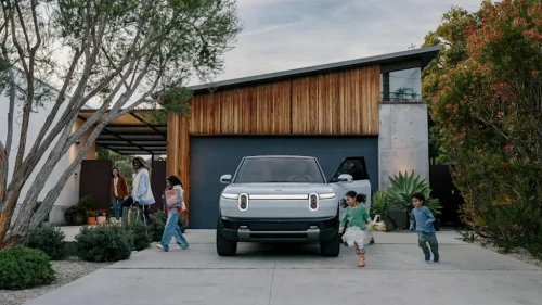 Rivian, Rivian Wants 80% of Service Problems Fixed in Your Driveway