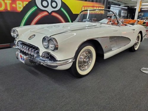 10 Coolest Chevrolet Corvettes On Motorious