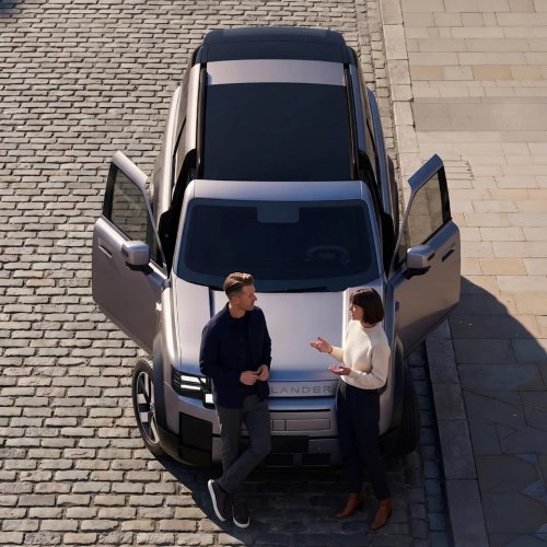 Reborn Freelander 8 Sets Guinness Hybrid Record at 19,693 Feet