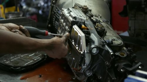 10 Valuable Car Parts You Should Be Looking For At Junkyards