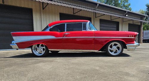 For Sale at Vicari Auction: This Fresh-Build 1957 Chevrolet Bel Air Blends Classic Style with LS Power