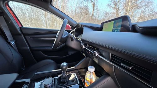 Mazda, Mazda 3, Payne: Manual Mazda3 is the anti-robot car