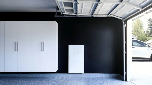 Tesla, Battery, Tesla owner eyes Model YL as extra home battery, but PowerShare still needs an update
