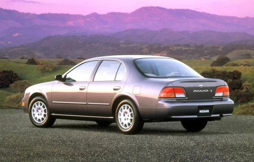 Should Families Buy SUVs Instead of Sedans? My Thoughts After Putting My Kids in Both