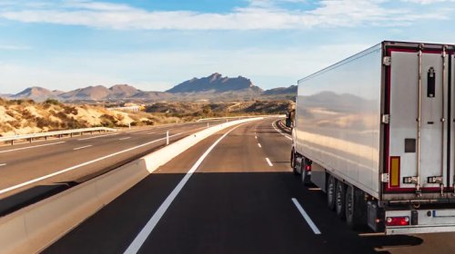 Why Are There Different Speed Limit Signs For Trucks?