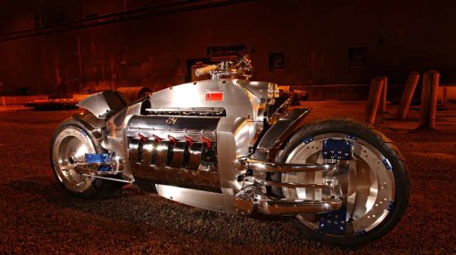 Dodge, How Fast Was The Dodge Tomahawk Motorcycle & Why Was It Never Actually Made?