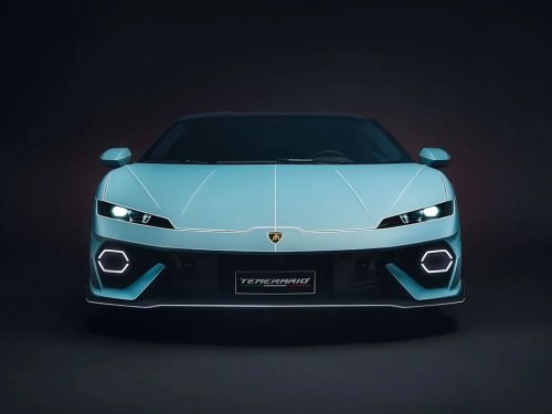 Lamborghini, Lamborghini's Newest Temerario Ad Personam Twins Wear Accentuating Sketch Lines