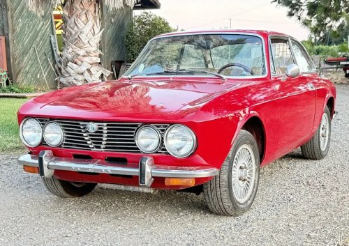 Alfa Romeo, 1972 Alfa Romeo 2000 GTV For Sale