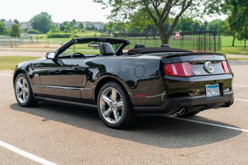 Ford, Ford Mustang, Ford Mustang GT, Ford GT, 2011 Ford Mustang GT Premium Convertible for Sale With 8,000 Miles
