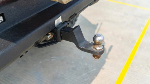 What's The Difference Between A Tow Hitch And A Tow Package?
