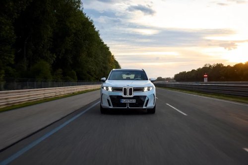 BMW’s Hydrogen X5 Could Fix Two Big Problems With EVs