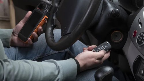 How Long Does It Take To Program A Key Fob (And Can You Do It Yourself?)