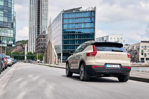 2026 Volvo EX40