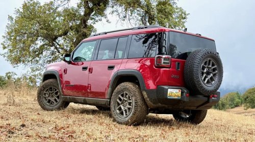 Jeep's Recon Doesn't Drive Like An Electric Wrangler: Where It Wins And Where It Falls Short
