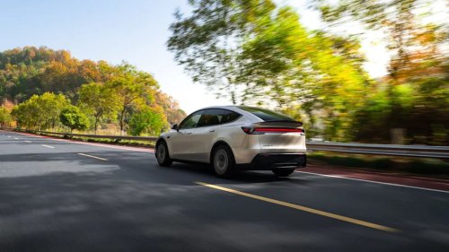 View Photos of the 2027 Tesla Model Y L