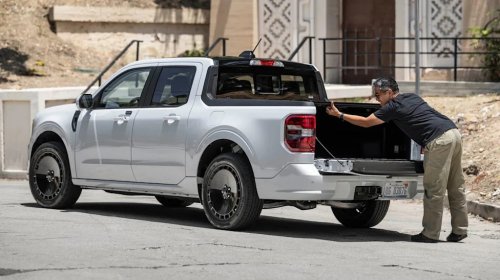 We’re Spending a Year With a Ford Maverick Lobo to See If the Street Truck Can Do Truck Stuff, Too