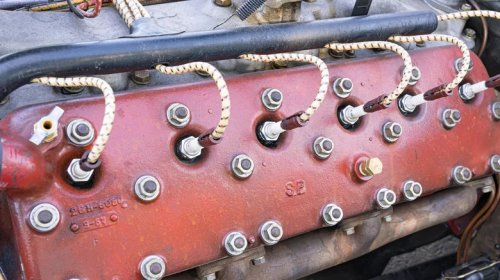 2 Of The Worst V12 Engines Ever Made (And 2 Of The Best)