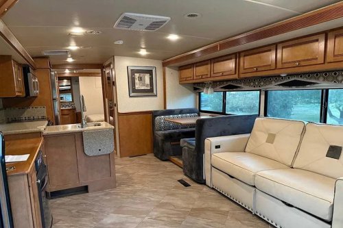 This $208K Winnebago Is Up for Auction With No One Sure What It’s Worth