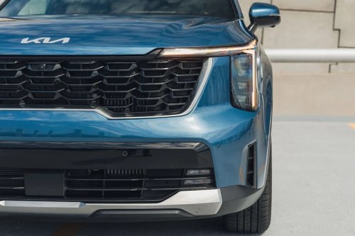 View Exterior Photos of the 2025 Kia Sorento Hybrid